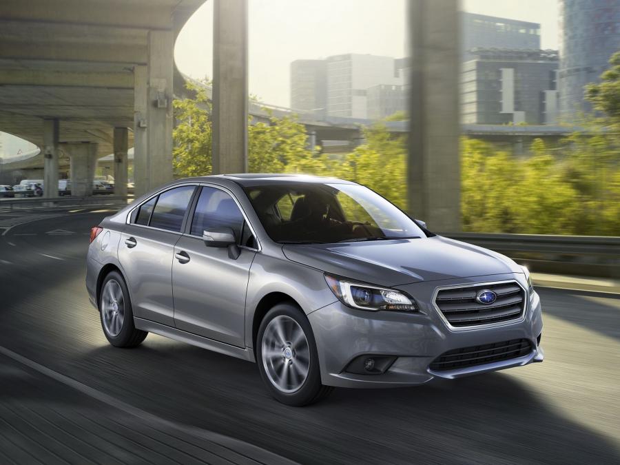  Subaru Legacy 2.5i 2015 года  (фото 13 из 21)